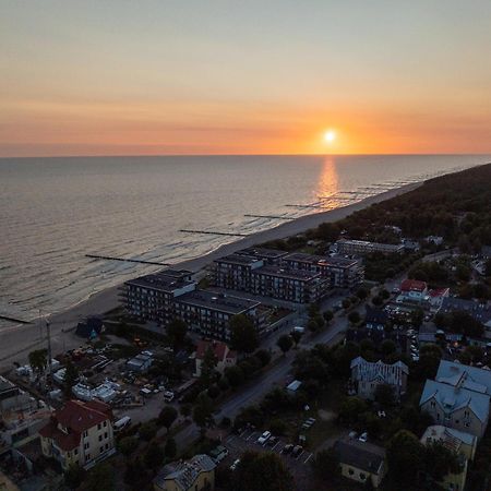 Apartament Odnowa Z Bezposrednim Widokiem Na Morze W Gardenia Dziwnow - Buitenkant foto