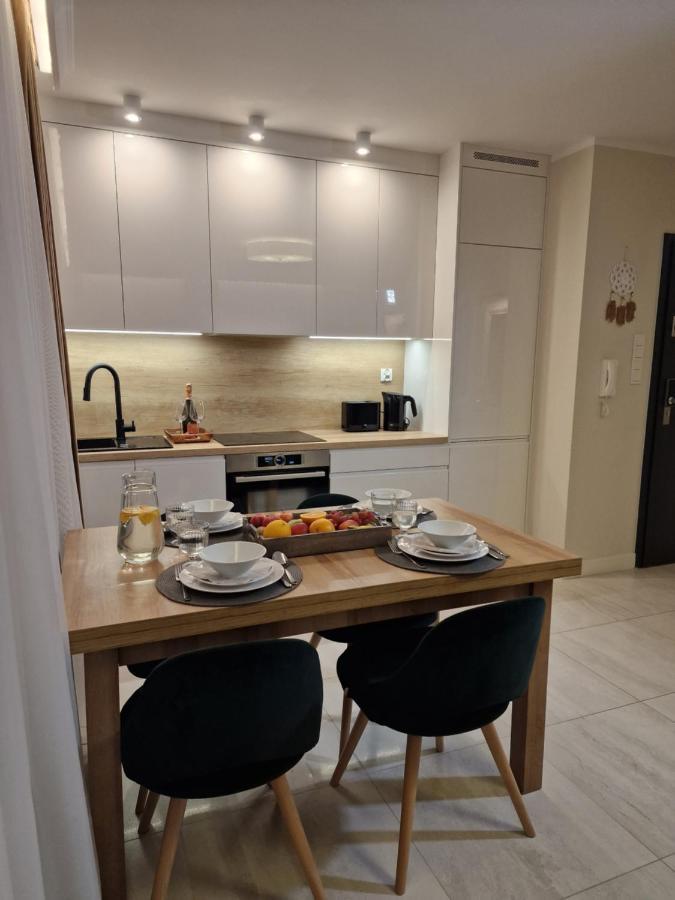 Apartament Odnowa Z Bezposrednim Widokiem Na Morze W Gardenia Dziwnow - Buitenkant foto