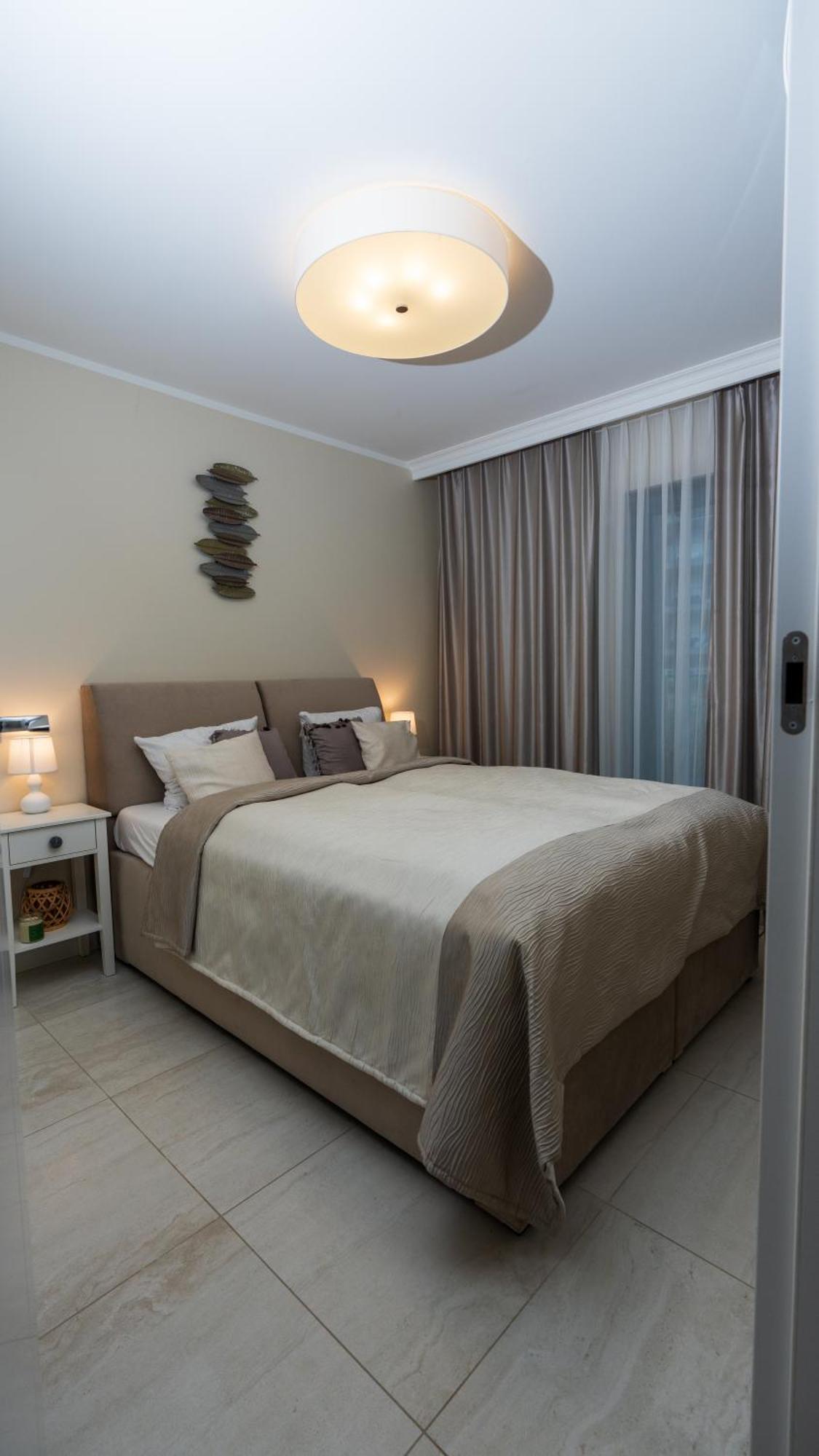 Apartament Odnowa Z Bezposrednim Widokiem Na Morze W Gardenia Dziwnow - Buitenkant foto
